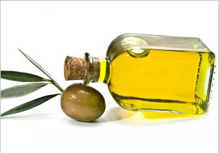 Оливковое масло – часто входит в состав увлажняющих кремов