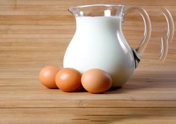 Продукты-аллергены: яйца и молоко